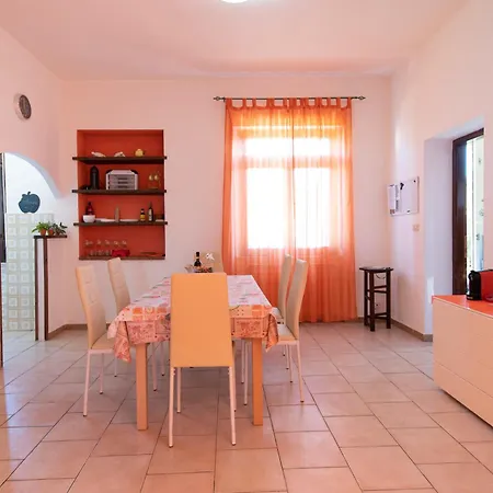 Eden Apartamento Lucignano