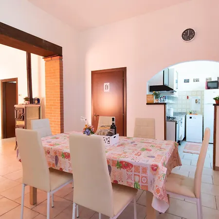 Eden Διαμέρισμα *